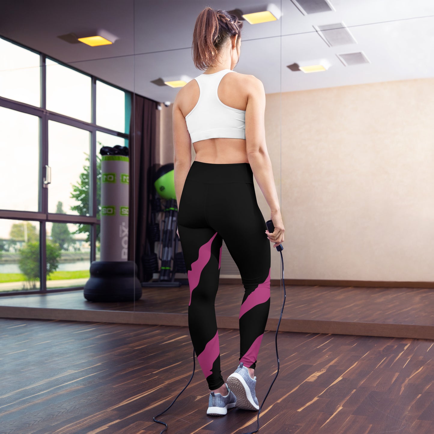 Lady Savage Battle Mark Athletic Leggings - Warrior Laura Black/ Pink